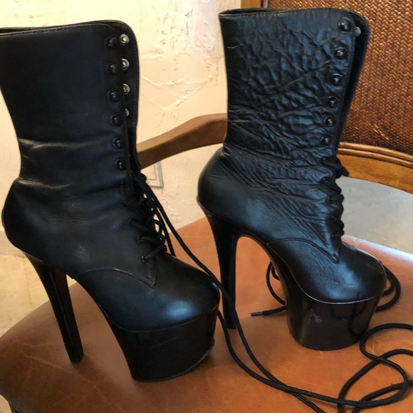 PLEASER INFINITY Booties! - Picture 5 of 8